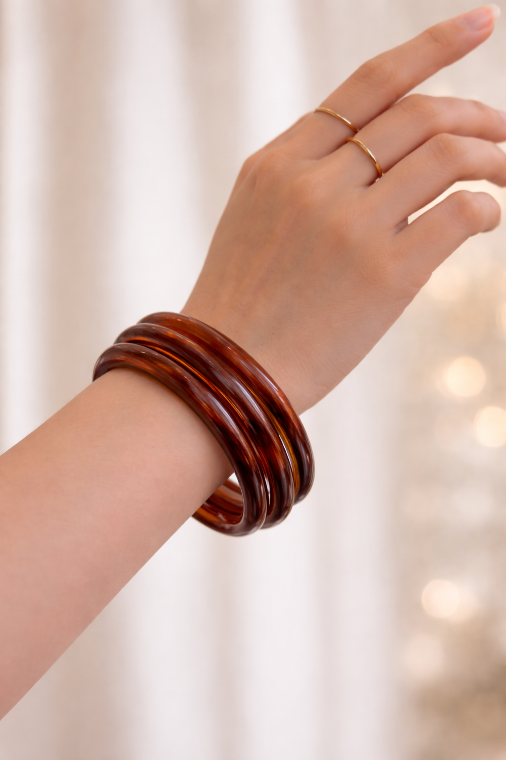 Resin bangles (set of 4)