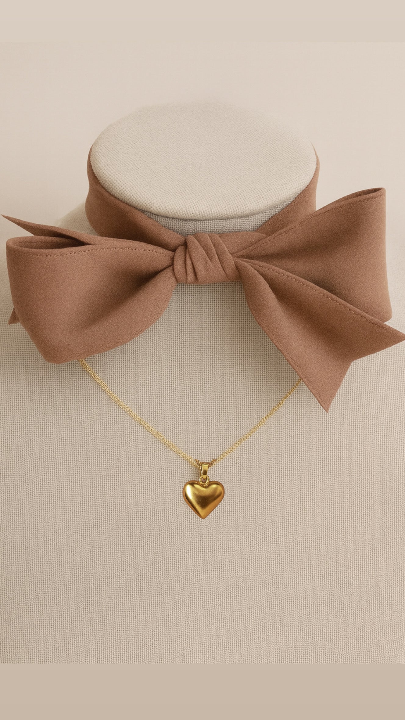 Love heart pendent necklace