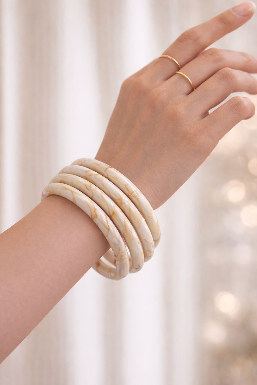 Resin bangles (set of 4)