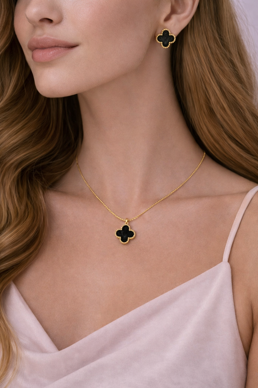 Clover neck earring set