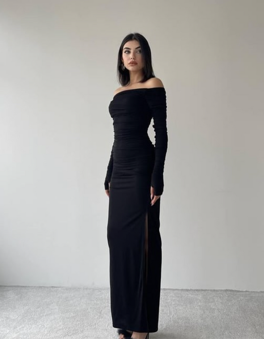Black bodycon dress