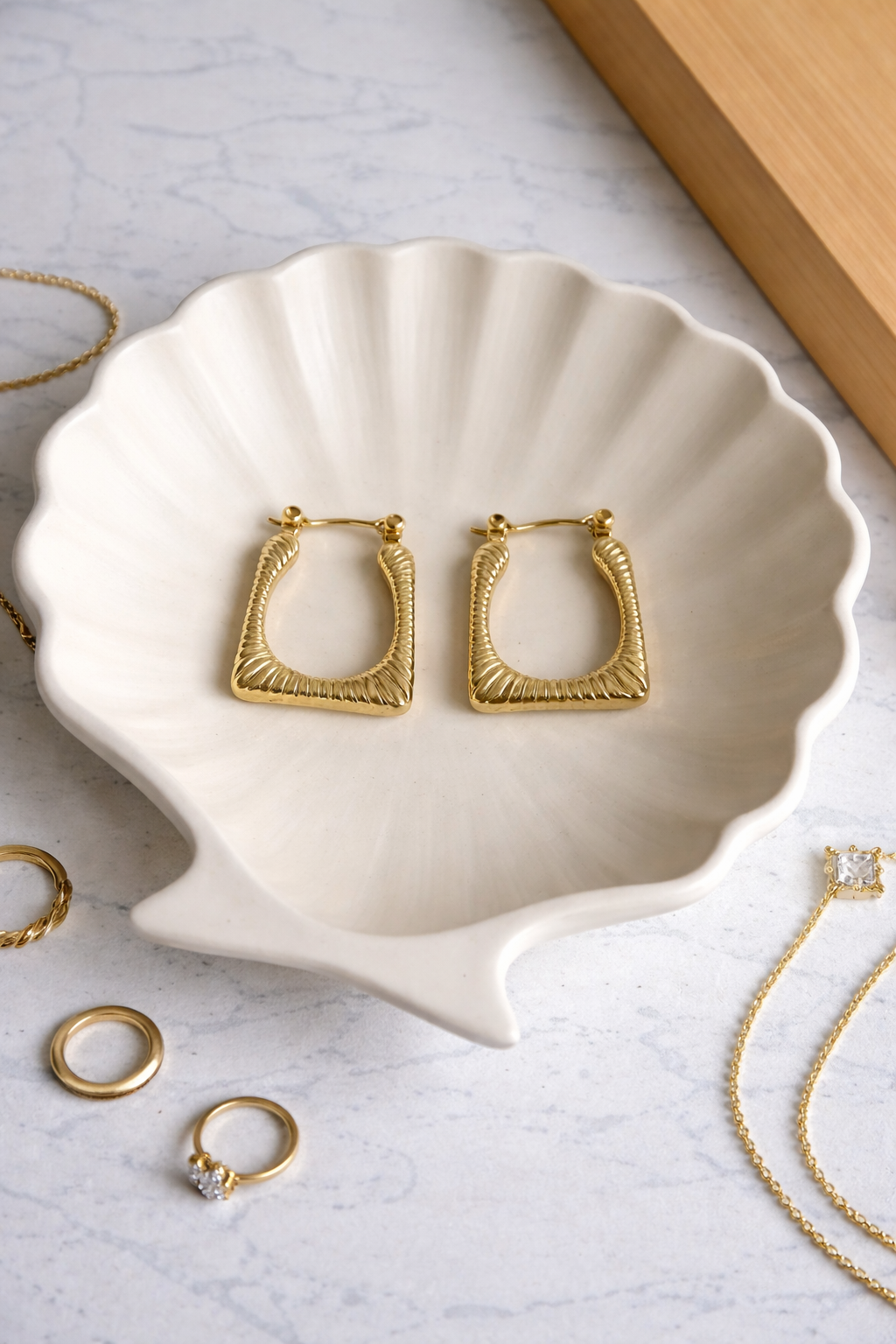 striped square hoops