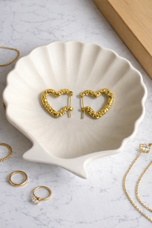 Open heart hammered hoops