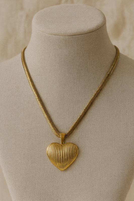 Textured heart necklace
