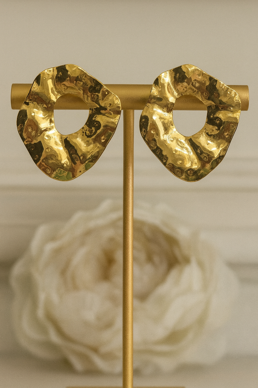 Round statement earring